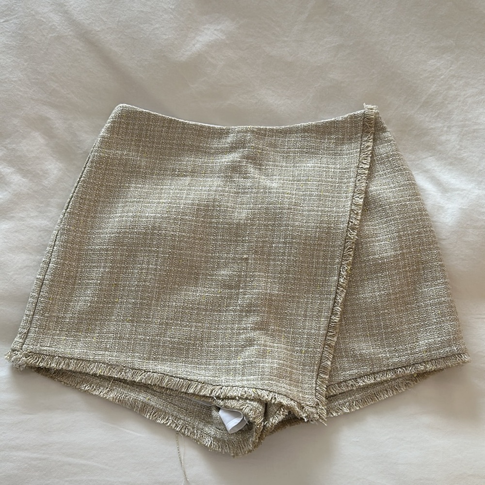 Audrey Skort - Lovers & Friends - Picture 6 of 8
